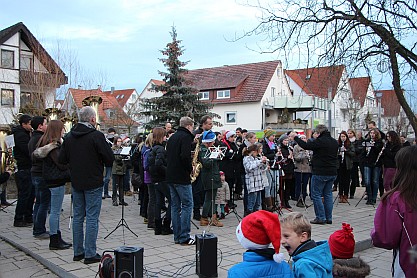 Abschluss Weihnachtslieder Spielen in der Bachstrasse 1
